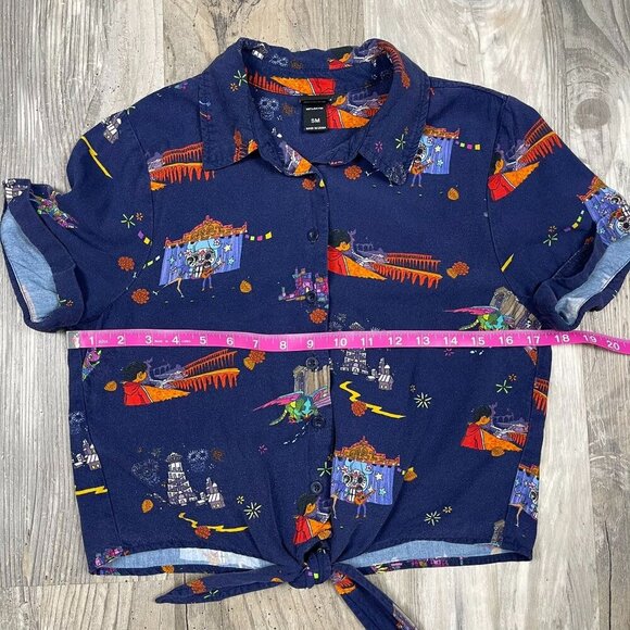 Her Universe Disney Pixar Coco Womens Tie Front Woven Top Small Blue Button Down - Picture 6 of 7